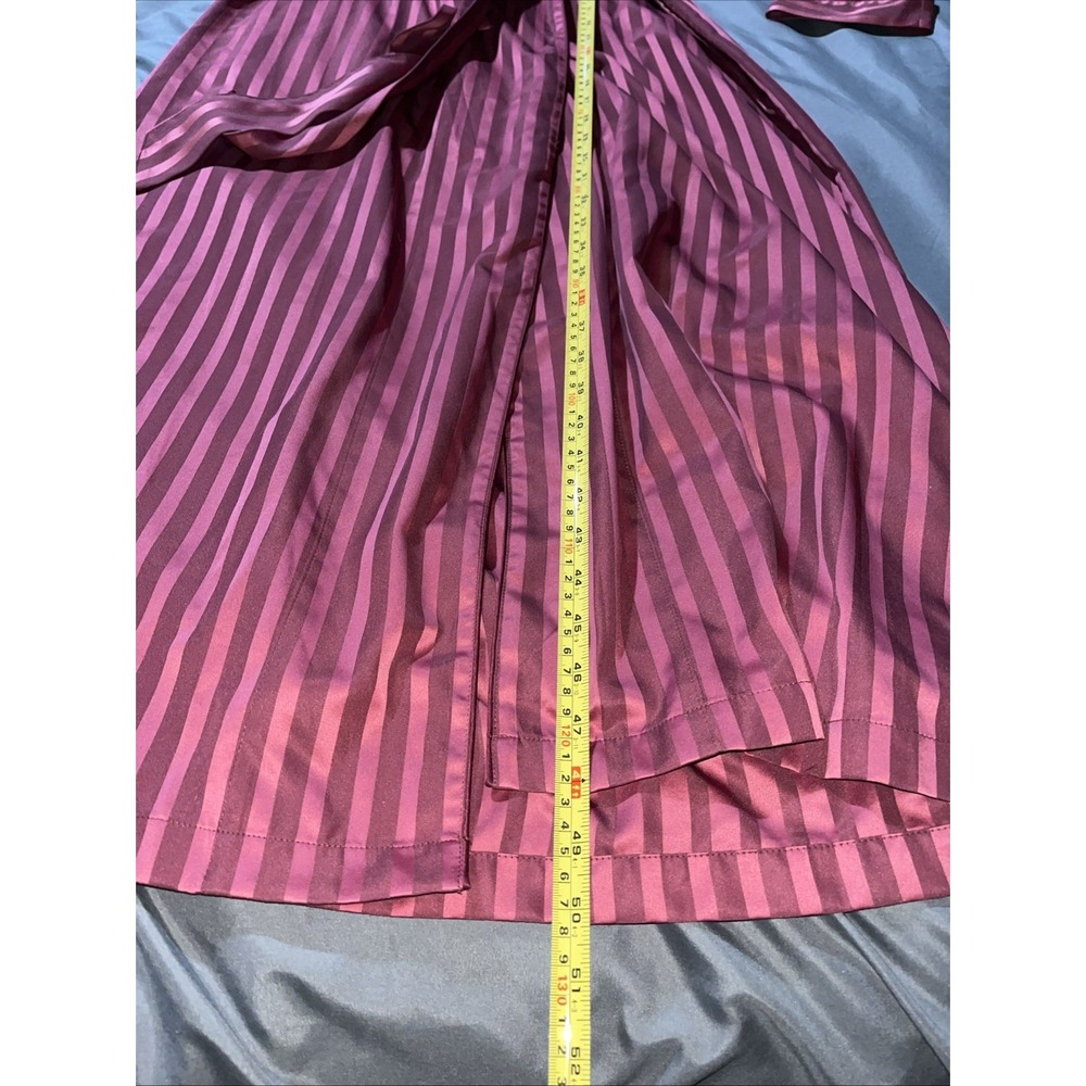Cabernet Sleep Sense Robe Size Medium Womens Rose Red Stripe Silky Dressing Robe - Picture 13 of 14